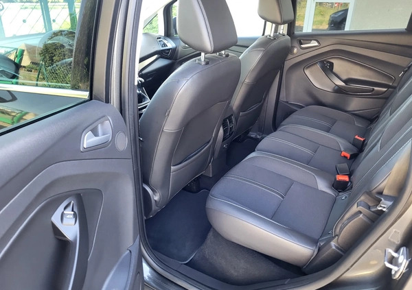 Ford C-MAX cena 36700 przebieg: 136417, rok produkcji 2016 z Złotów małe 781